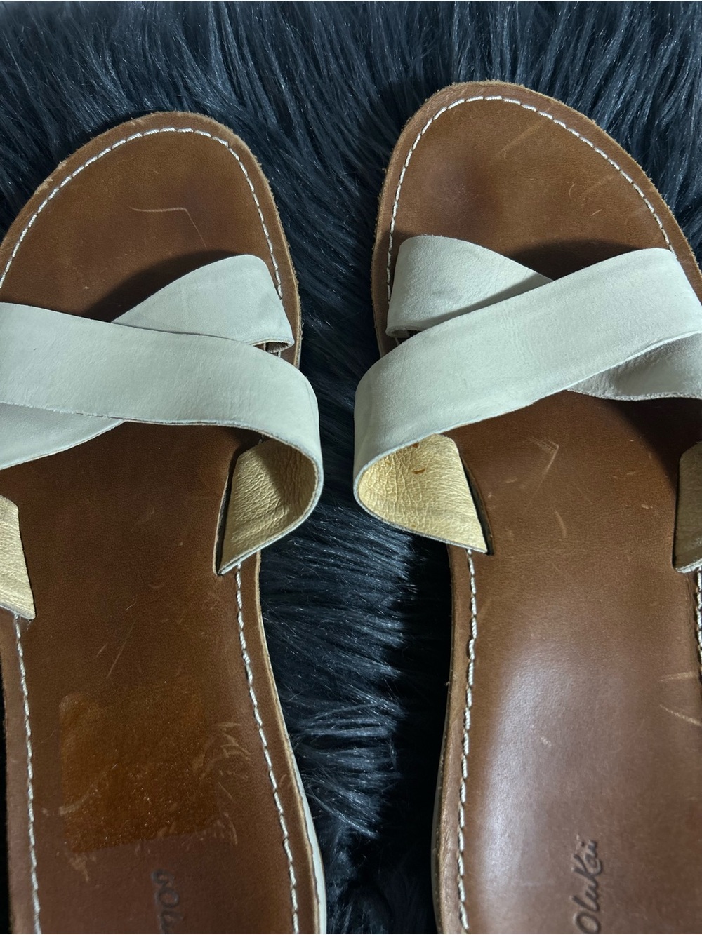 OLUKAI Ke'a Women's Beach Sandals Casual Crisscross Slide Sandal Beige Size 9 - Picture 7 of 10